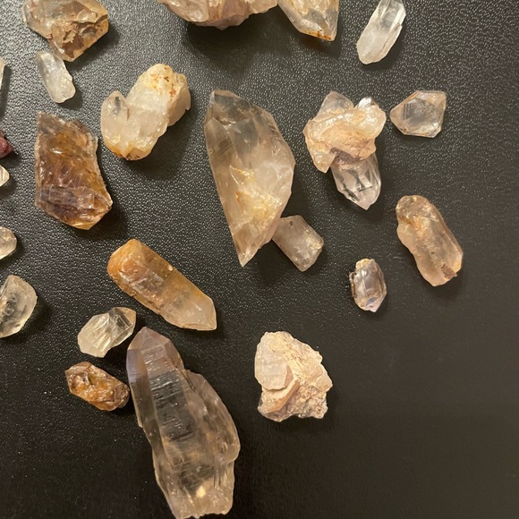 Montana Natural Crystal Collection - Picture 5 of 6